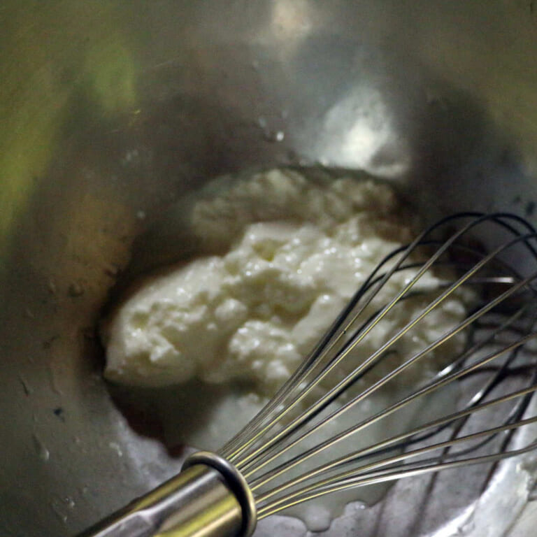 手順 1: 材料をすべてボウルにいれよく混ぜる。