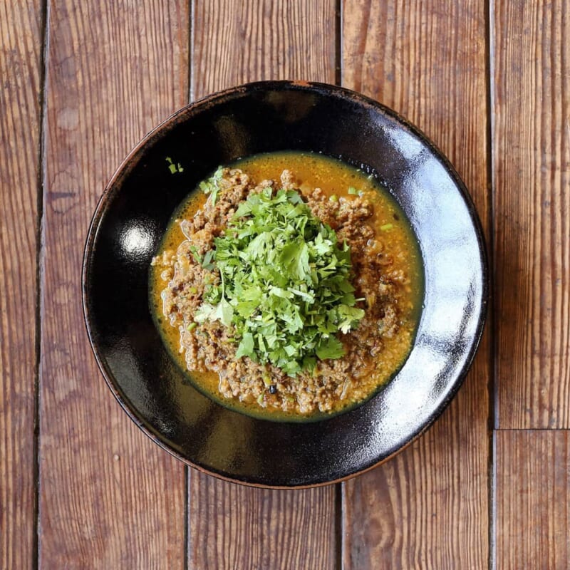 パクチー山盛りキーマカレーのレシピ|ブレンダーで簡単インド料理 の完成写真