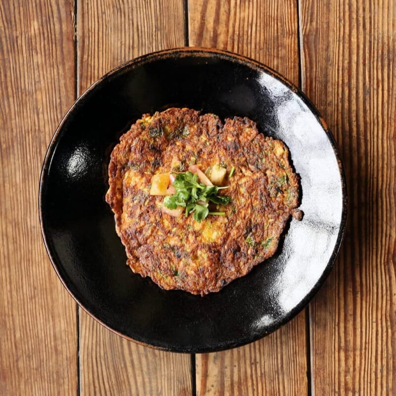 マサラオムレツのレシピ｜インドのお好み焼き風オムレツとは の完成写真