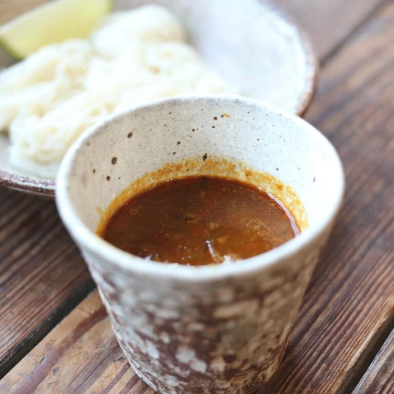 カレー風味のそうめんのレシピ|麺つゆに飽きた時の和風アレンジ