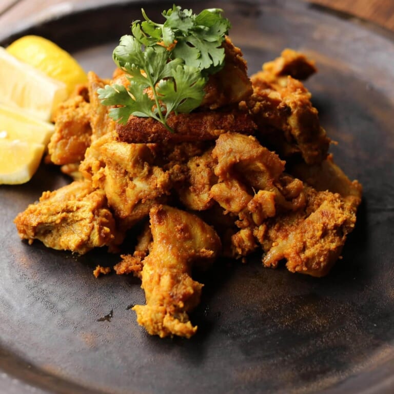 カレー粉で作るタンドリーチキンのレシピ|本格インド料理の定番