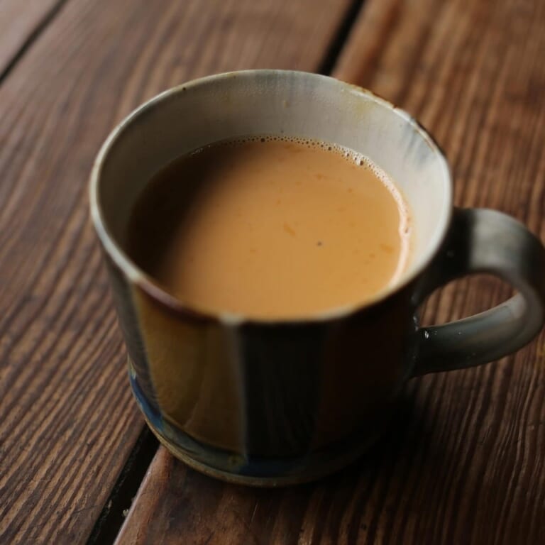 ジンジャーチャイのレシピ｜体が温まる生姜と本格スパイス飲料