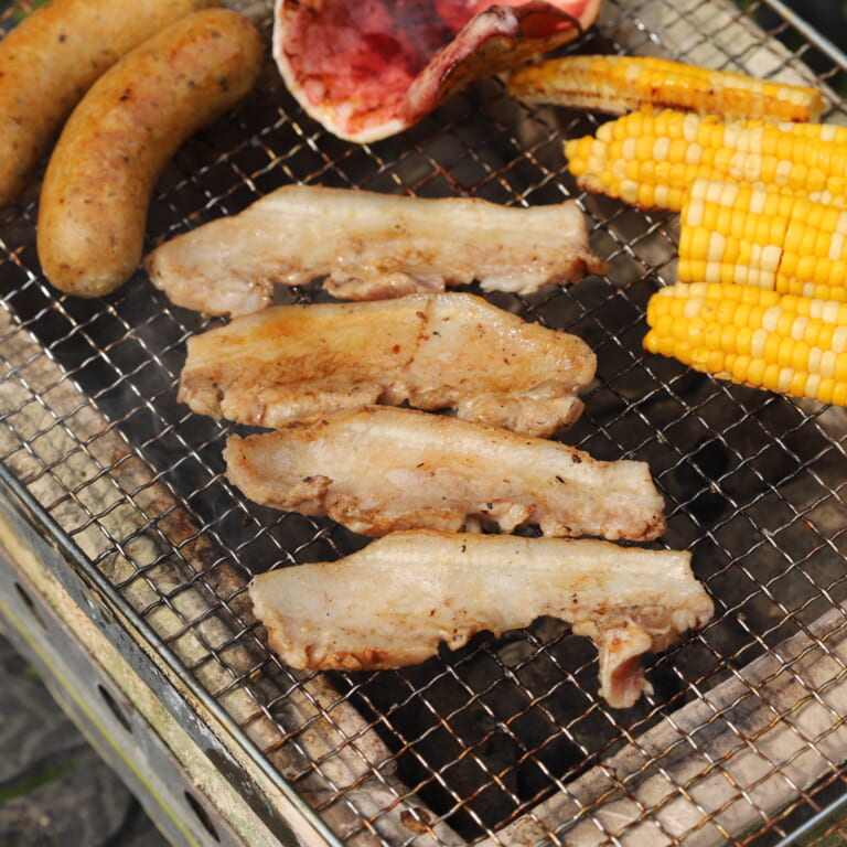 手順 6: 焼いたり、スモークしたりしてお楽しみください。