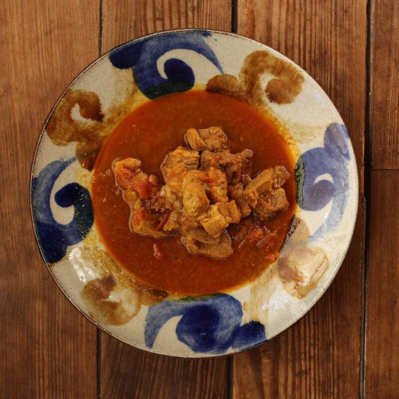カレー粉で作るポークカレーのレシピ|アンビカ印で本格インド風 の完成写真