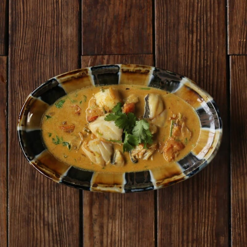カレー粉で作るフィッシュカレーのレシピ|南インド風魚カレー の完成写真