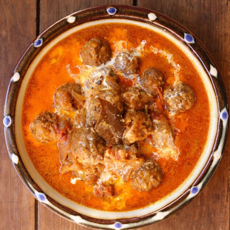 コフタカレーのレシピ|本格スパイスで作る肉団子の北インドカレー の完成写真