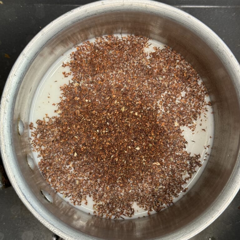 手順 1: 鍋に全ての材料を入れ一緒に煮込む。