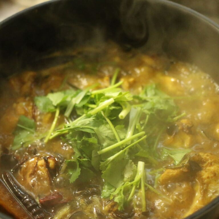 手順 7: パクチーを加えて混ぜ合わせれば出来上がり。
