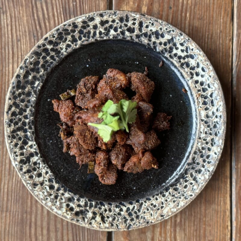 チリポークのレシピ｜ビールに合う本格インド中華風おつまみ料理 の完成写真