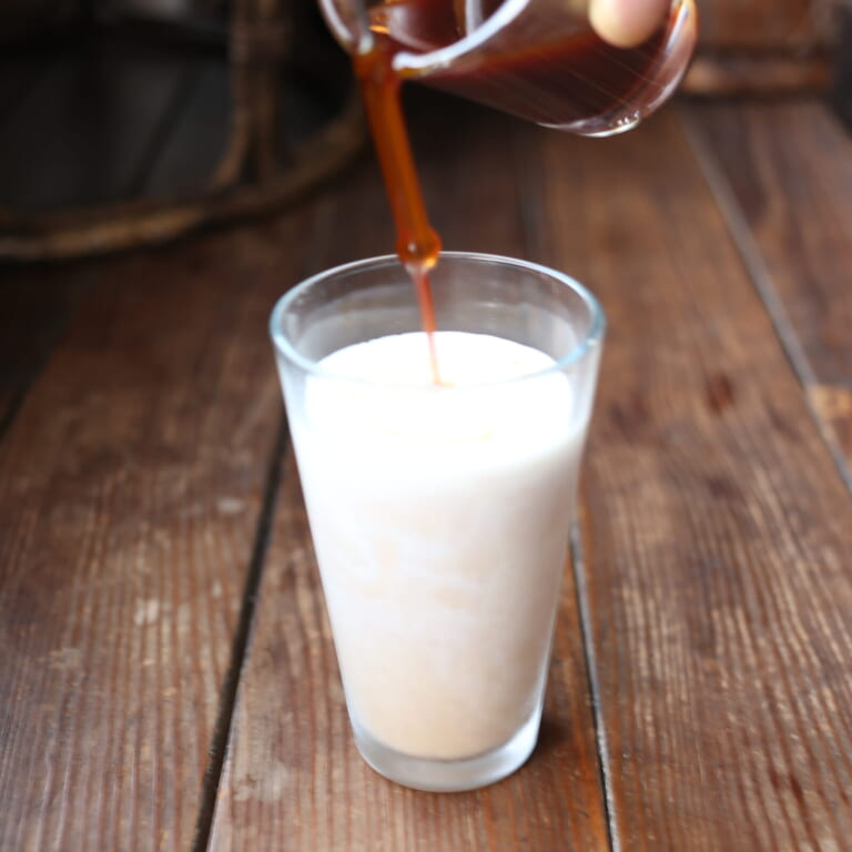 手順 3: 牛乳で割ってなどして飲む。